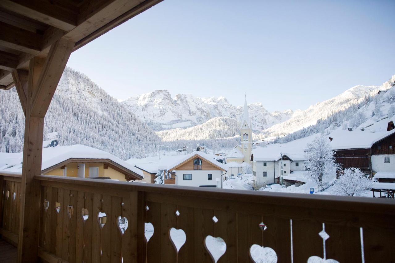 Berghotel Sanvi San Martino in Badia Eksteriør bilde